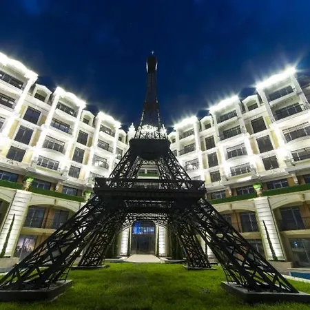 Romance Paris Apartment 4*